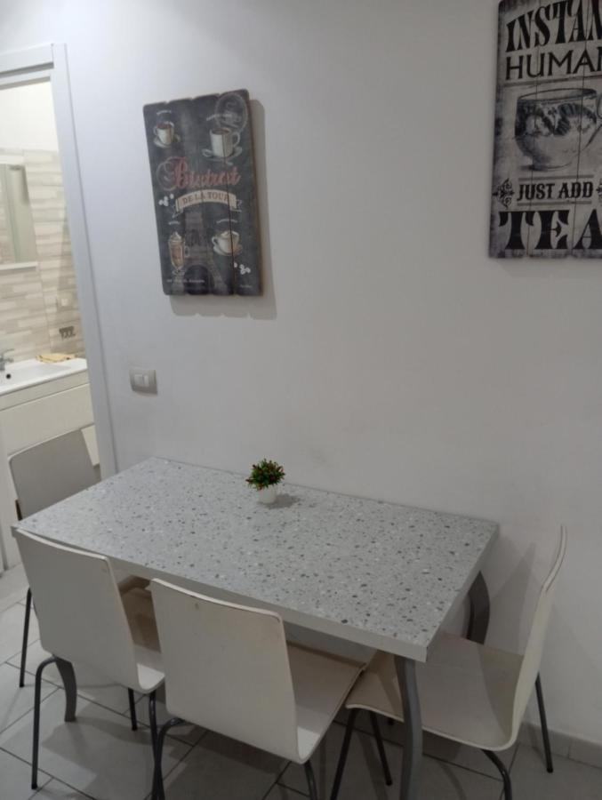 Apartament Famagosta Milano Apartman Kültér fotó